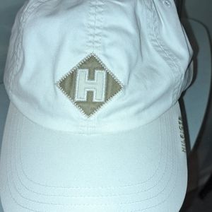 NWOT. Tommy Hilfiger Baseball Cap.  OS. 100% Cotton. Adjustable.